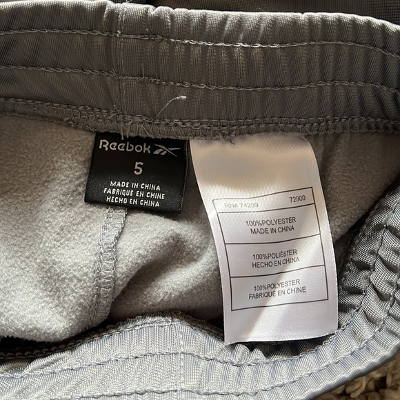 Reebok zip up and pants - Picture 10 of 10